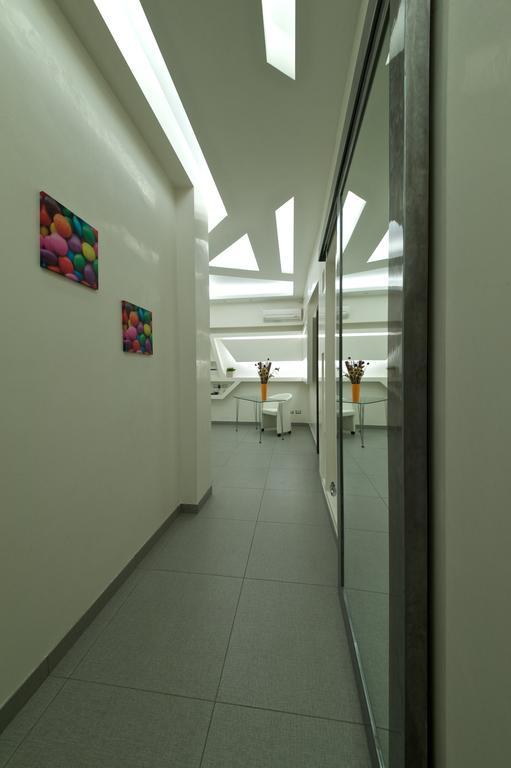 Roma Naif Rooms エクステリア 写真