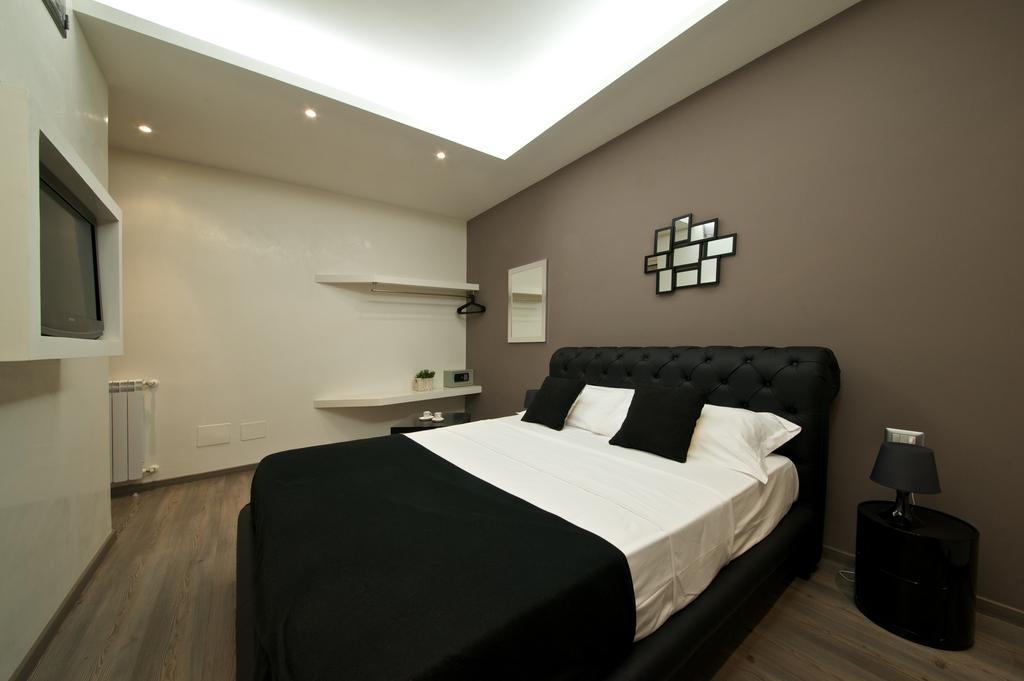 Roma Naif Rooms エクステリア 写真
